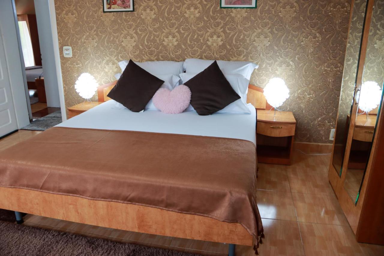 Hotel Casa Italia Calafat Kültér fotó
